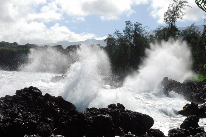 Exploding Surf, Keanae, Peninsula, Maui