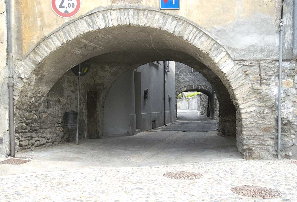 Alley, Aosta, Italy