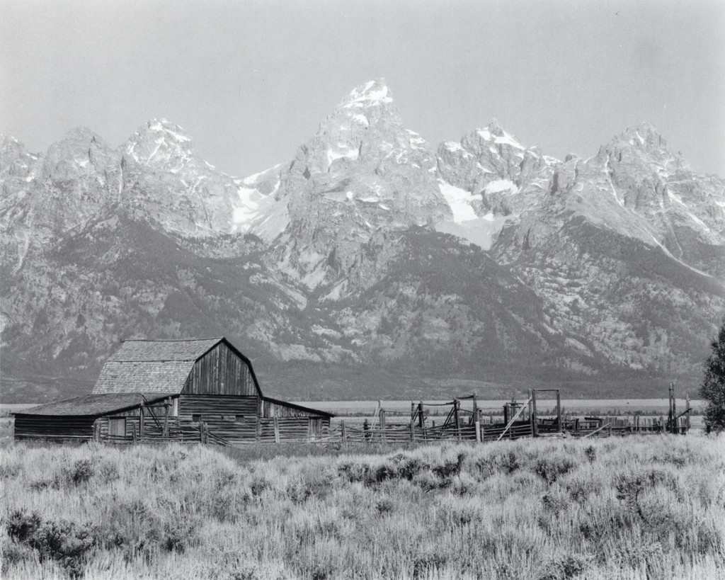 Settler's Barn