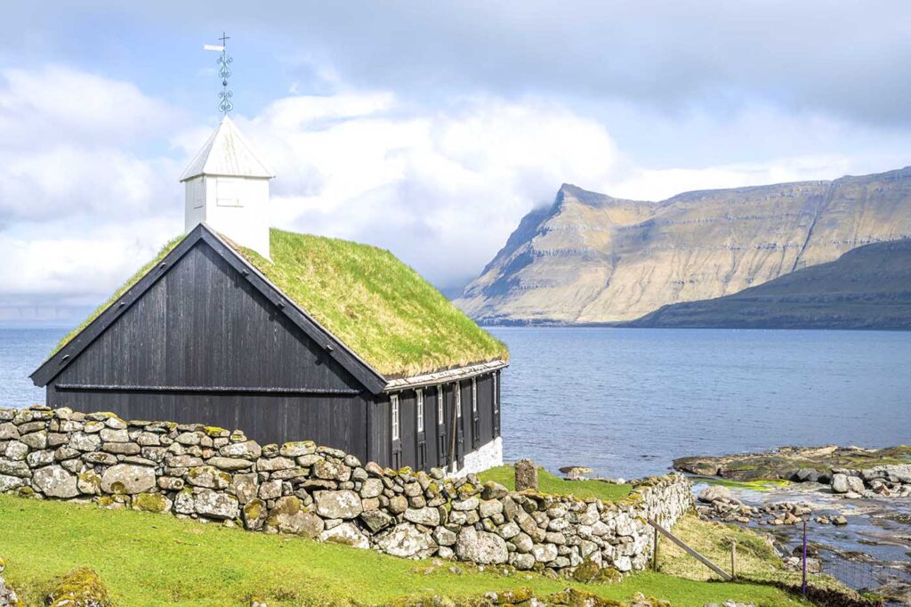 Funninger Church, Eysturoy